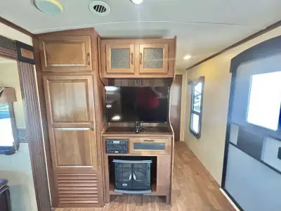 2015 Jayco Eagle 306RKDS photo 11