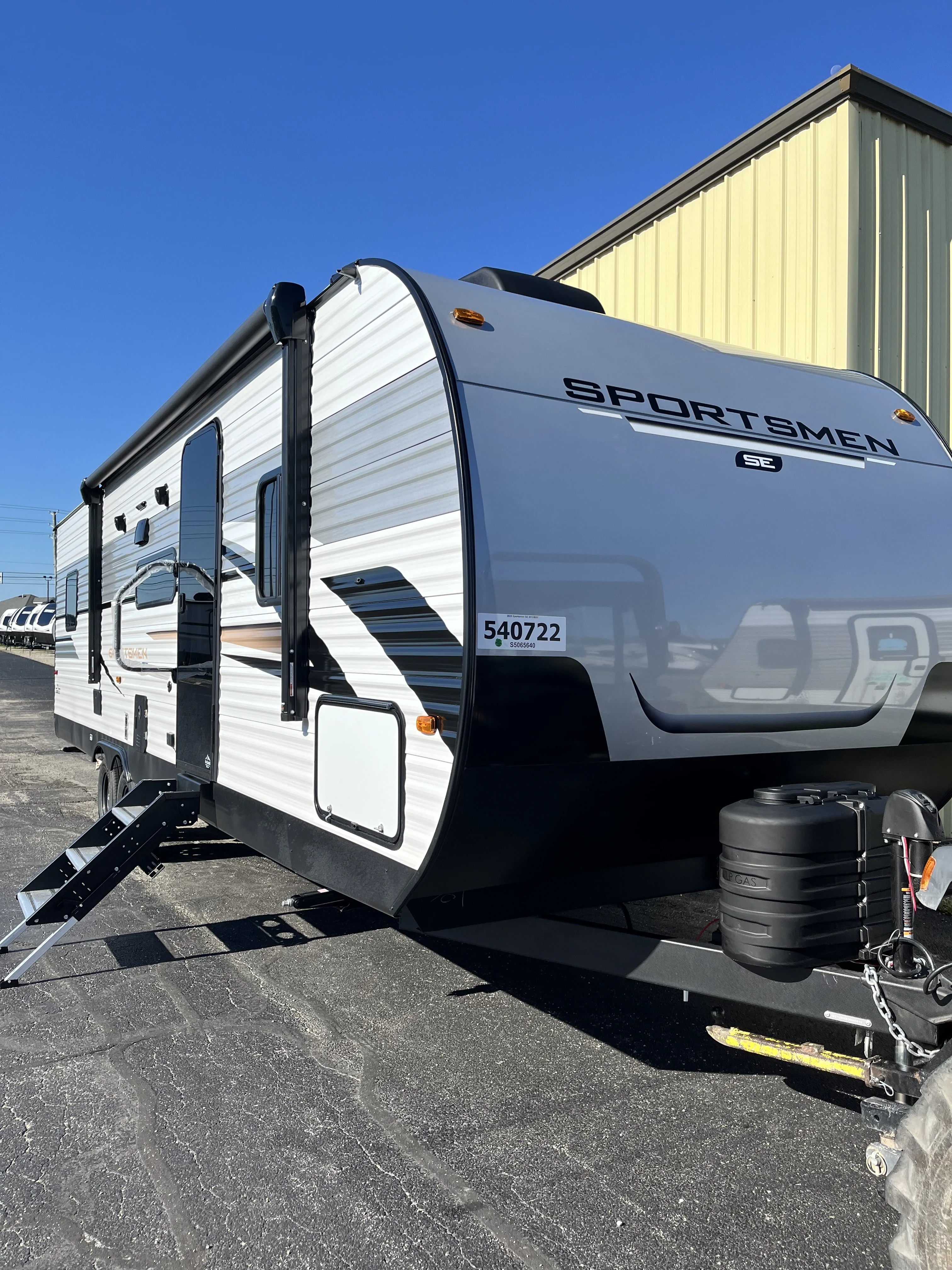 2025 K-Z SPORTSMEN 301DBSE exterior