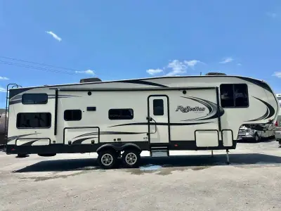 2020 Grand Design Reflection 150 FW 290BH photo 11