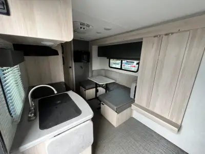 2021 Winnebago HIKE 100 H210RB photo 13