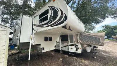 2018 Northwood Manufacturing Arctic Fox 990 photo 2