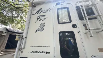 2018 Northwood Manufacturing Arctic Fox 990 photo 29