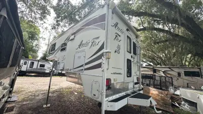 2018 Northwood Manufacturing Arctic Fox 990 photo 4