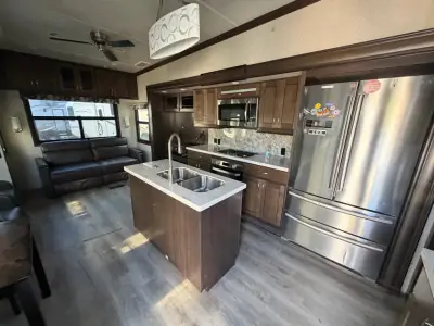 2019 Forest River CEDAR CREEK 31IK photo 3