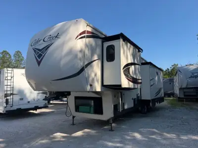 2019 Forest River CEDAR CREEK 31IK