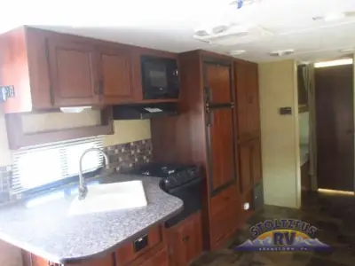 2013 Forest River Avenger 28BHS photo 5