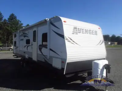 2013 Forest River Avenger 28BHS