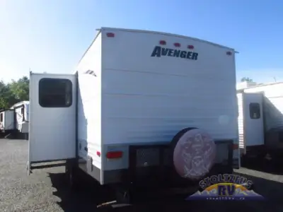 2013 Forest River Avenger 28BHS photo 15