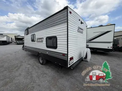 2021 Dutchmen Coleman Lantern LT Series 17B photo 5