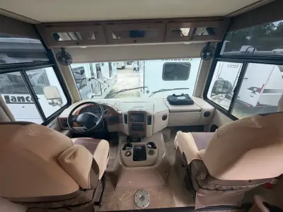 2018 Thor Motor Coach WINDSPORT 29M photo 12
