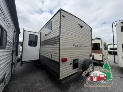 2019 Forest River Wildwood 26DBUD photo 5