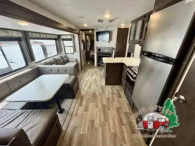 2019 Forest River Wildwood 26DBUD photo 16