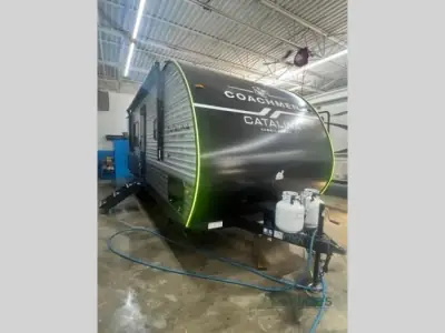 2027 Coachmen Catalina Summit Series 8 261BH