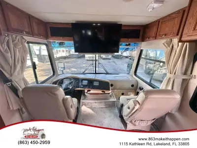 2005 Tiffin Motorhomes Allegro 31DA Ford photo 24