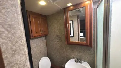 2014 Fleetwood Southwind 34A photo 22