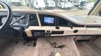 2014 Fleetwood Southwind 34A photo 15