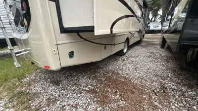 2014 Fleetwood Southwind 34A photo 67