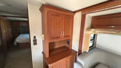 2014 Itasca Solei Series 34T photo 42