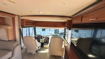 2014 Itasca Solei Series 34T photo 48