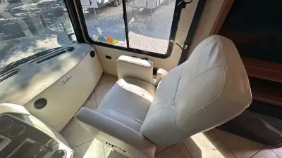 2014 Itasca Solei Series 34T photo 10