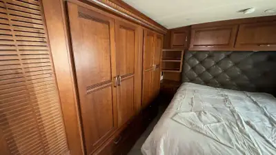 2014 Itasca Solei Series 34T photo 28