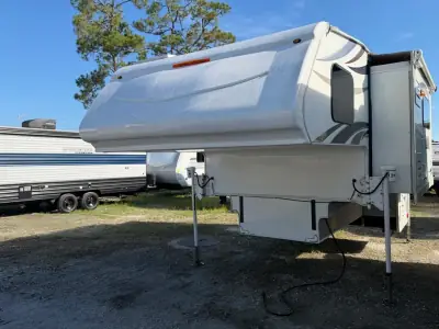 2018 Lance LANCE 1172 photo 2