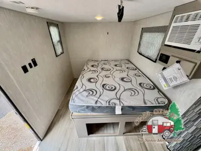 2025 Coachmen Clipper ROK 13000ROK photo 11