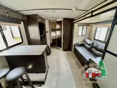 2021 Coachmen Spirit Ultra Lite 2659BH photo 17