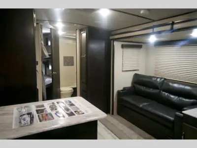 2021 Coachmen Spirit Ultra Lite 2659BH photo 36