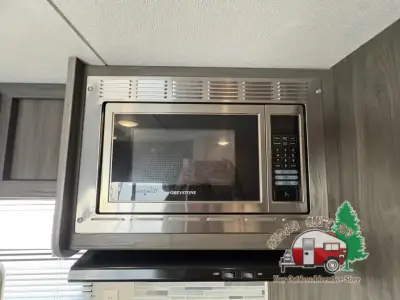 2020 Shasta Rvs Shasta 18BH photo 18