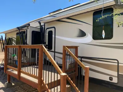 2017 PINNACLE 36FBTS photo 2