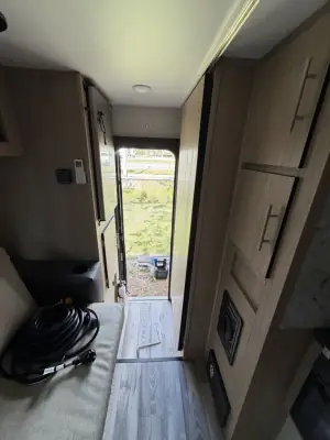 2025 Travel Lite TRAVEL LITE 900U photo 10