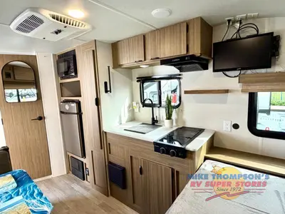 2025 Forest River RV Wildwood Select photo 10