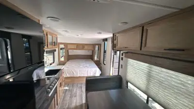 2023 Cherokee By Forest River Grey Wolf SE 22MKSE photo 10