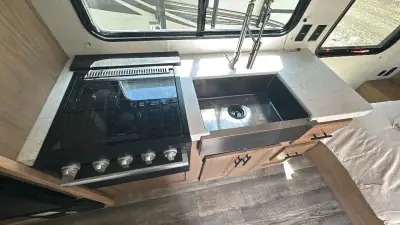 2023 Cherokee By Forest River Grey Wolf SE 22MKSE photo 23