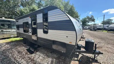 2023 Cherokee By Forest River Grey Wolf SE 22MKSE photo 2