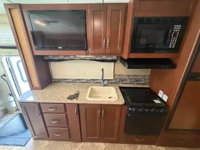 2015 Thor Motor Coach ACE A.C.E. 30 1 30.1 photo 14