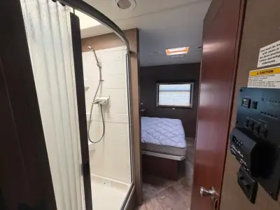 2015 Thor Motor Coach ACE A.C.E. 30 1 30.1 photo 18