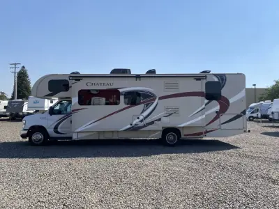 2017 Thor CHATEAU 31Y photo 6
