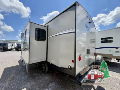 2021 Keystone Premier Ultra Lite 23RBPR photo 9