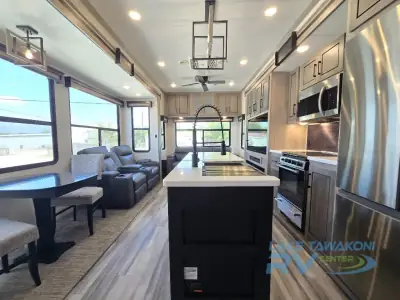 2024 Heartland Big Country 3900MO photo 7