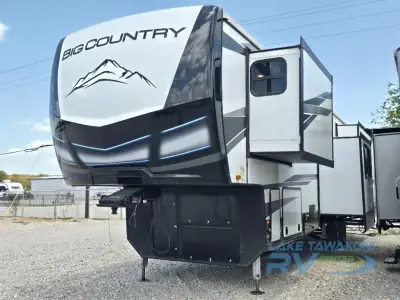 2024 Heartland Big Country 3900MO photo 3