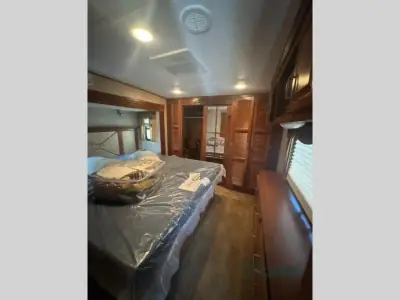 2011 Keystone Alpine 3500RE photo 10