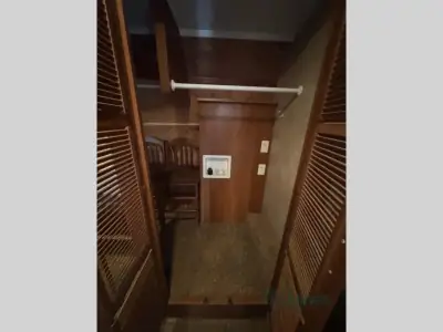 2011 Keystone Alpine 3500RE photo 11