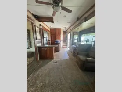 2011 Keystone Alpine 3500RE photo 7