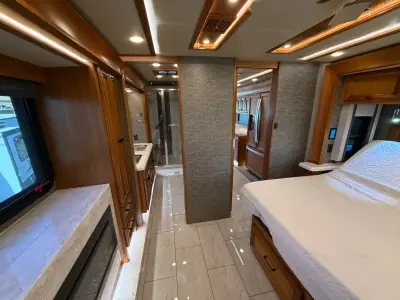 2020 Tiffin Motorhomes ALLEGRO BUS 37AP photo 41