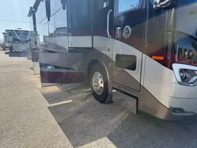 2020 Tiffin Motorhomes ALLEGRO BUS 37AP photo 6