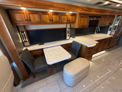 2020 Tiffin Motorhomes ALLEGRO BUS 37AP photo 28