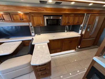 2020 Tiffin Motorhomes ALLEGRO BUS 37AP photo 30