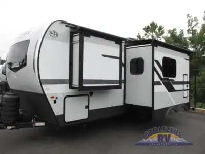 2026 Forest River Flagstaff Micro Lite 25BSDS photo 4